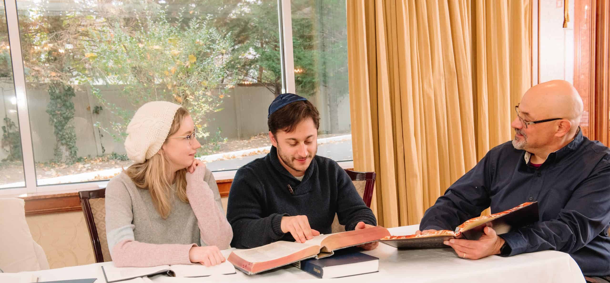 Academy for Jewish Religion Pluralism. Scholarship. Community